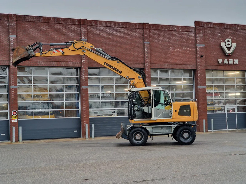 Liebherr A916 - 110 KW - Central Greasing - Camera - Ekskavator roda: gambar 2 Liebherr A916 - 110 KW - Central Greasing - Camera - Ekskavator roda: gambar 2