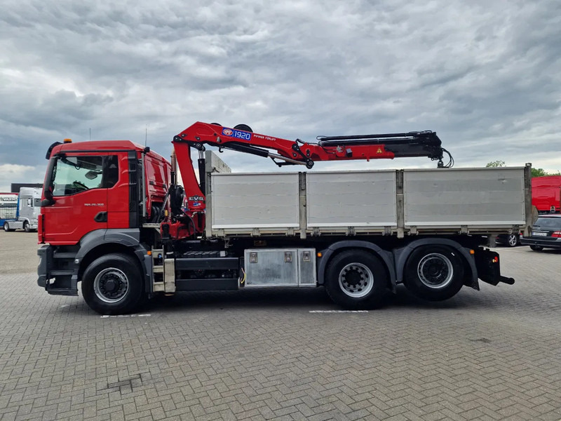 MAN TGS 26.360 6x4 Hydrodrive / Crane HMF1920K-RCS / 3 way tipper HMF / Low KM 110.700! - Truk derek: gambar 5 MAN TGS 26.360 6x4 Hydrodrive / Crane HMF1920K-RCS / 3 way tipper HMF / Low KM 110.700! - Truk derek: gambar 5