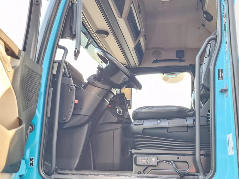 Pengangkut kontainer/ Container truck Mercedes-Benz Actros 2553 6x2 - BDF - Retarder - 4.90 WB - Loadlift - Full air: gambar 9