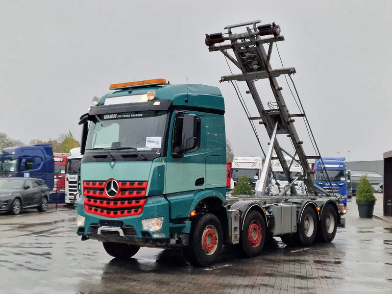 Mercedes-Benz Arocs 3251 8x4 - Cable system - HUB reduction - Euro 6 - Camera system - Truk pembawa sistem kabel: gambar 5 Mercedes-Benz Arocs 3251 8x4 - Cable system - HUB reduction - Euro 6 - Camera system - Truk pembawa sistem kabel: gambar 5