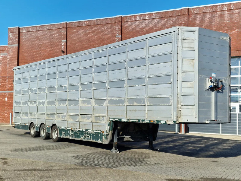 Pezzaioli 5 deck livestock trailer - Water & Ventilation - Loadlift - Folding floors - BPW Axle - 155M3 - Semi-trailer pengangkut hewan: gambar 2 Pezzaioli 5 deck livestock trailer - Water & Ventilation - Loadlift - Folding floors - BPW Axle - 155M3 - Semi-trailer pengangkut hewan: gambar 2