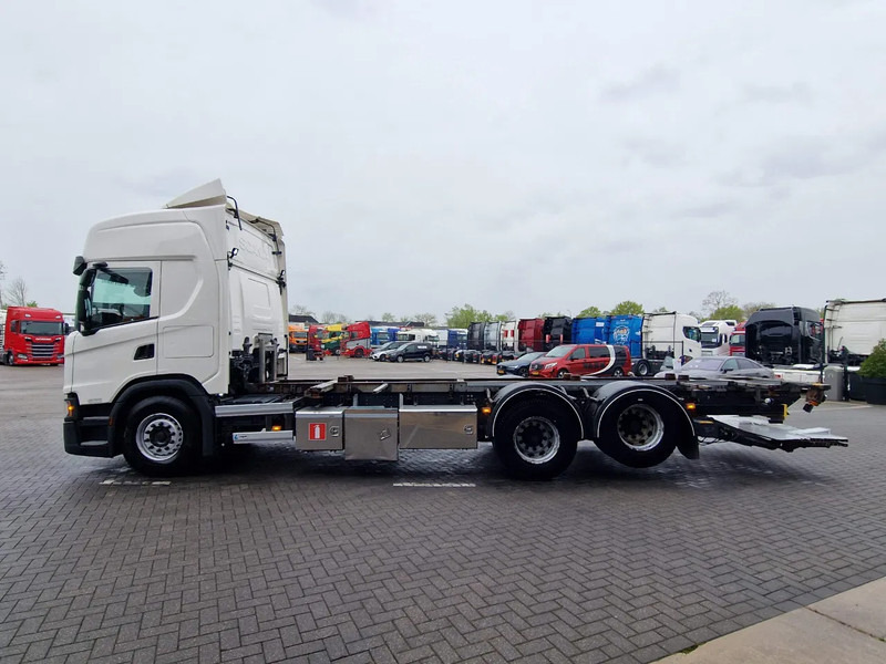 Scania G500 NGS Highline 6x2 - BDF - 4.75 WB - Retarder - Full air - Leather - Led - Pengangkut kontainer/ Container truck: gambar 4 Scania G500 NGS Highline 6x2 - BDF - 4.75 WB - Retarder - Full air - Leather - Led - Pengangkut kontainer/ Container truck: gambar 4