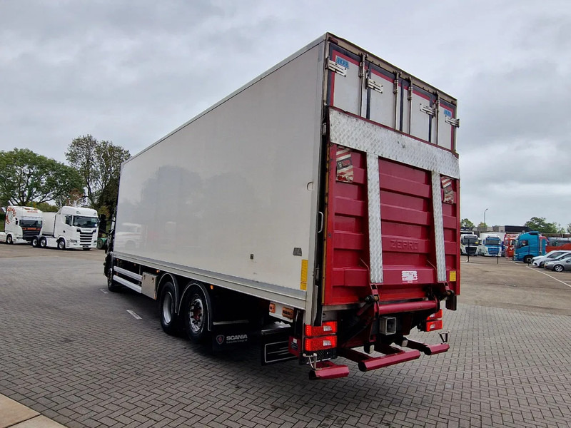Scania P320 6x2*4 - Thermoking T-1200 R Frigo - Zepro Loadlift - Euro 6 - Steering axle - Full air - Truk isotermal: gambar 5 Scania P320 6x2*4 - Thermoking T-1200 R Frigo - Zepro Loadlift - Euro 6 - Steering axle - Full air - Truk isotermal: gambar 5