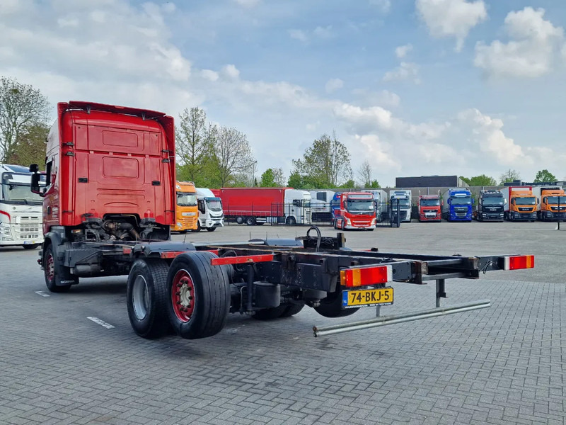 Scania R730 Topline 6x2*4 - Retarder - King of the Road - Night clima - Steering axle - Leather - Truk sasis: gambar 5 Scania R730 Topline 6x2*4 - Retarder - King of the Road - Night clima - Steering axle - Leather - Truk sasis: gambar 5