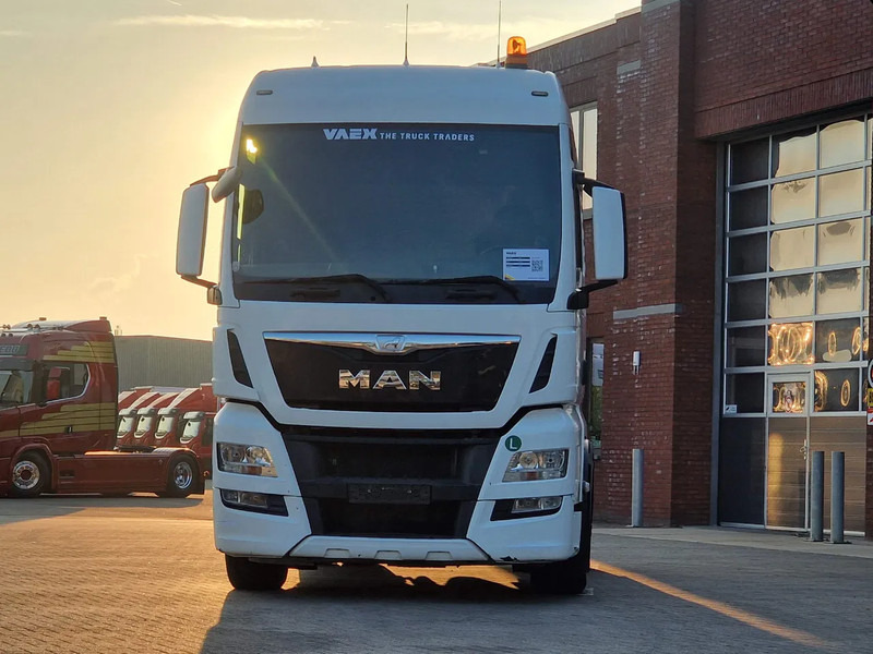 MAN TGX 18.480 4x2 - Intarder/Retarder - PTO/Hydraulic - Euro 6 - Tractor head: gambar 2 MAN TGX 18.480 4x2 - Intarder/Retarder - PTO/Hydraulic - Euro 6 - Tractor head: gambar 2