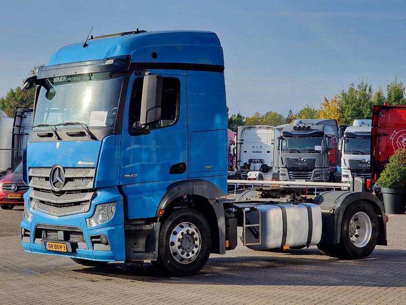 Mercedes-Benz Actros 1842 - 4x2 - Streamspace - Euro 6 - Fridge - Tractor head: gambar 3 Mercedes-Benz Actros 1842 - 4x2 - Streamspace - Euro 6 - Fridge - Tractor head: gambar 3