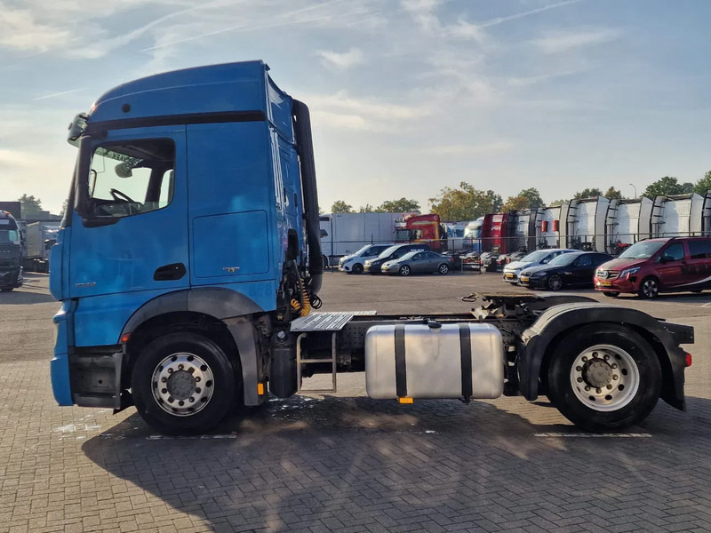 Mercedes-Benz Actros 1842 - 4x2 - Streamspace - Euro 6 - Fridge - Tractor head: gambar 4 Mercedes-Benz Actros 1842 - 4x2 - Streamspace - Euro 6 - Fridge - Tractor head: gambar 4