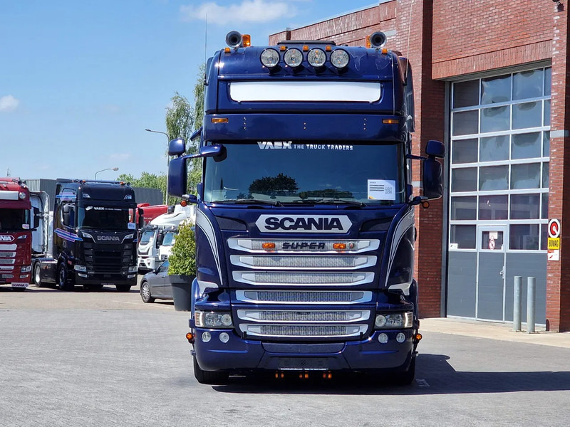 Scania R520 V8 Topline 4x2 - Manual gearbox - Retarder - PTO/Hydraulic - Full air - Leather - Tractor head: gambar 2 Scania R520 V8 Topline 4x2 - Manual gearbox - Retarder - PTO/Hydraulic - Full air - Leather - Tractor head: gambar 2