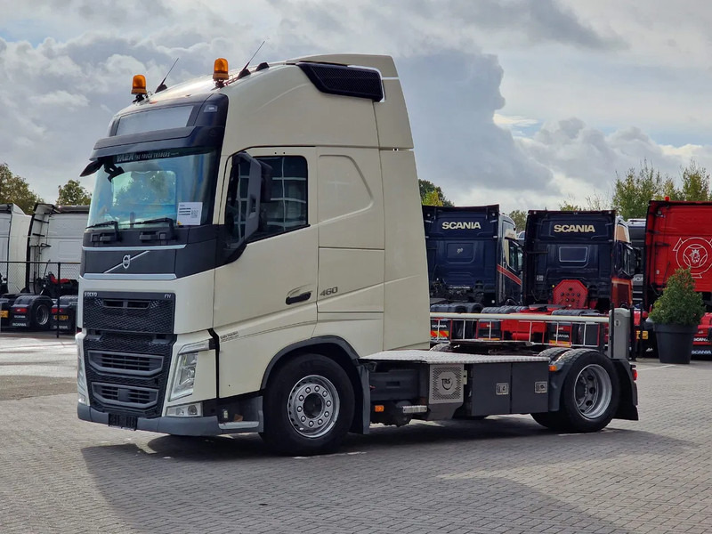 Volvo FH 13.460 Globetrotter XL - PTO/Hydraulic - I parkcool - Full air - TV - Fridge - Tractor head: gambar 3 Volvo FH 13.460 Globetrotter XL - PTO/Hydraulic - I parkcool - Full air - TV - Fridge - Tractor head: gambar 3