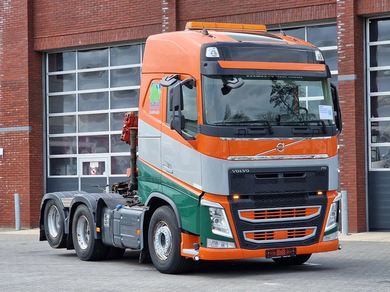 Volvo FH 13.500 6x4 - HMF 1153 K2 crane kran grua - Hydraulic - Lift axle - Euro 6 - Tractor head: gambar 3 Volvo FH 13.500 6x4 - HMF 1153 K2 crane kran grua - Hydraulic - Lift axle - Euro 6 - Tractor head: gambar 3