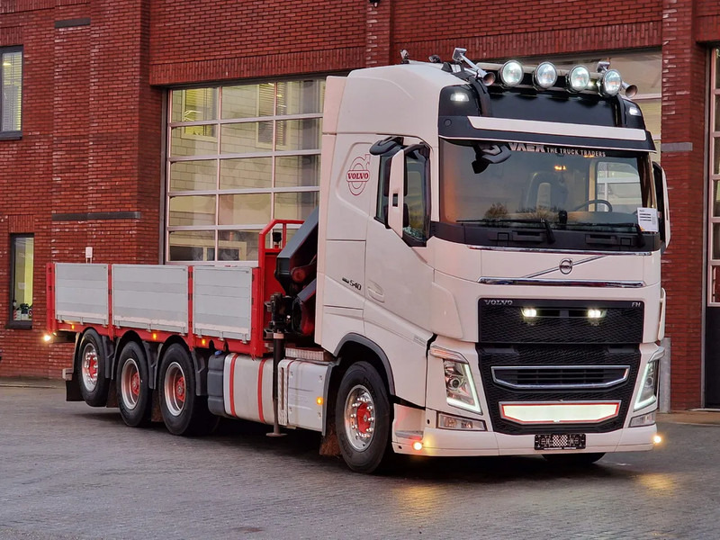 Volvo FH 13.540 8x4*4 - HMF2620 K6 Crane 2017 with remote - Retarder - HUB reduction - Truk derek: gambar 2 Volvo FH 13.540 8x4*4 - HMF2620 K6 Crane 2017 with remote - Retarder - HUB reduction - Truk derek: gambar 2