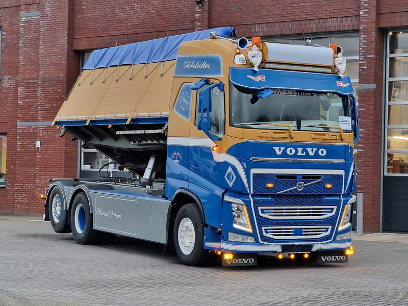 Volvo FH 13.540 Globetrotter 6x2 - 3 way tipper - Full air - I parkcool - Custom interior - Truk jungkit: gambar 2 Volvo FH 13.540 Globetrotter 6x2 - 3 way tipper - Full air - I parkcool - Custom interior - Truk jungkit: gambar 2