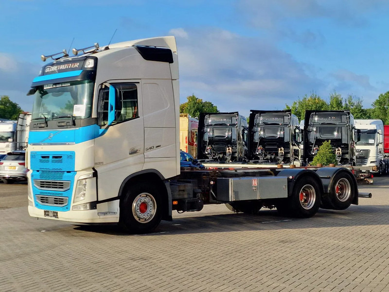 Volvo FH 13.540 Globetrotter 6x2 - BDF - 4.90 WB - Full air - VEB + - Pengangkut kontainer/ Container truck: gambar 3 Volvo FH 13.540 Globetrotter 6x2 - BDF - 4.90 WB - Full air - VEB + - Pengangkut kontainer/ Container truck: gambar 3