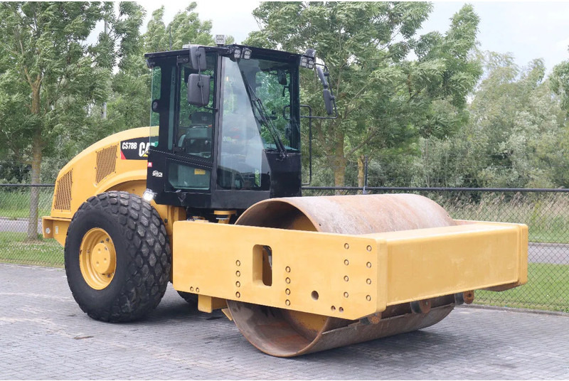 Caterpillar CS78B | TRIMBLE GPS | GOOD CONDITION - Roller: gambar 5 Caterpillar CS78B | TRIMBLE GPS | GOOD CONDITION - Roller: gambar 5