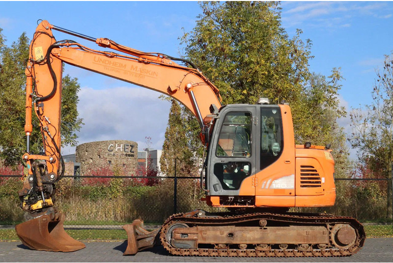 Doosan DX140LCR-3 | DX 140 LCR-3 | TILT ROTATOR | BUCKET | DOZERBLADE - Ekskavator perayap: gambar 1 Doosan DX140LCR-3 | DX 140 LCR-3 | TILT ROTATOR | BUCKET | DOZERBLADE - Ekskavator perayap: gambar 1