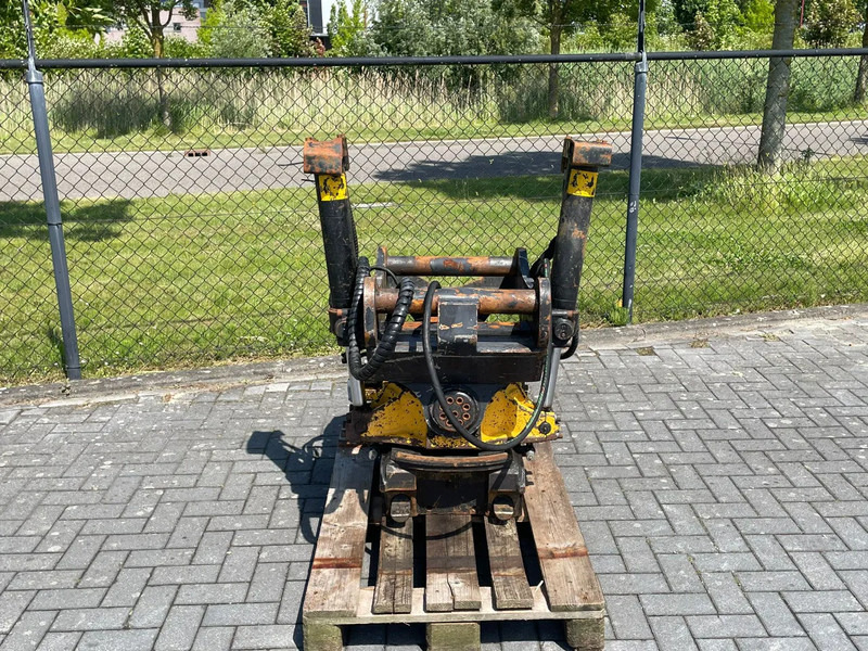 Engcon EC226 | S70 | TILT ROTATOR | ROTOTILT - Tiltrotator untuk Peralatan konstruksi: gambar 3 Engcon EC226 | S70 | TILT ROTATOR | ROTOTILT - Tiltrotator untuk Peralatan konstruksi: gambar 3