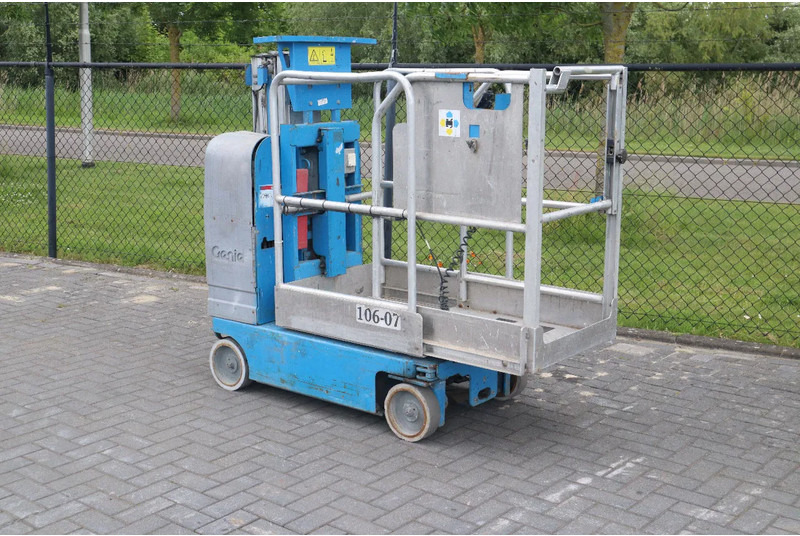 Genie GR-12 | 5.45 METER | 227 KG | MULTIPLE UNITS - Platform pengangkat: gambar 5 Genie GR-12 | 5.45 METER | 227 KG | MULTIPLE UNITS - Platform pengangkat: gambar 5