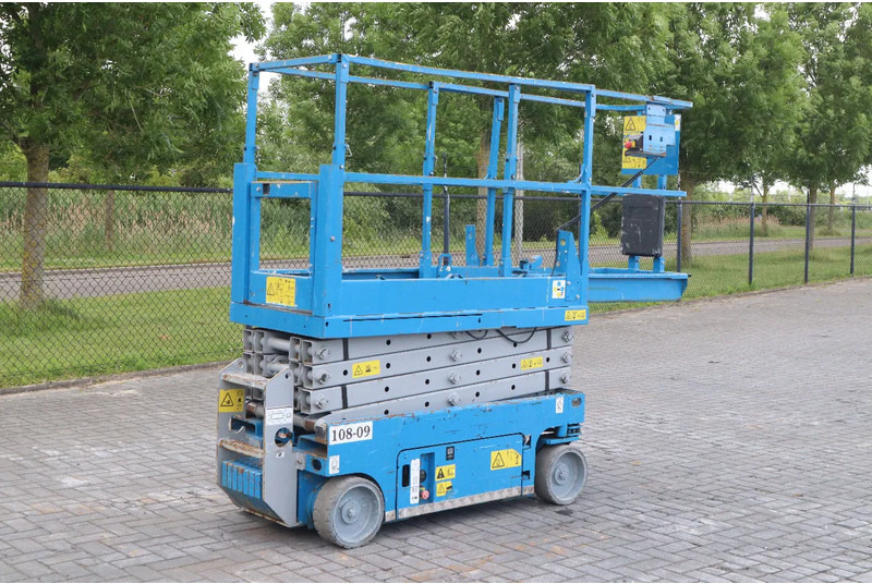 Genie GS-1932 | 7.8 METER | 227 KG - Scissor lifts: gambar 5 Genie GS-1932 | 7.8 METER | 227 KG - Scissor lifts: gambar 5