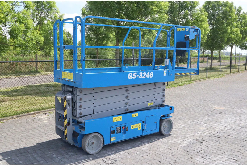 Scissor lifts Genie GS-3246 | 12 METER | 318 KG: gambar 6