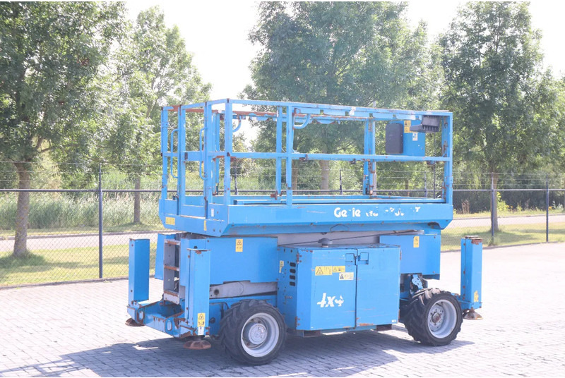 Genie GS-3369 RT | 12 METER | 454 kg - Scissor lifts: gambar 2 Genie GS-3369 RT | 12 METER | 454 kg - Scissor lifts: gambar 2