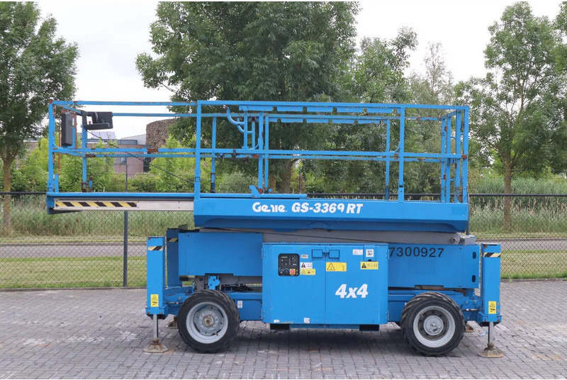 Genie GS-3369 RT | 12 METER | ROUGH TERRAIN - Scissor lifts: gambar 1 Genie GS-3369 RT | 12 METER | ROUGH TERRAIN - Scissor lifts: gambar 1