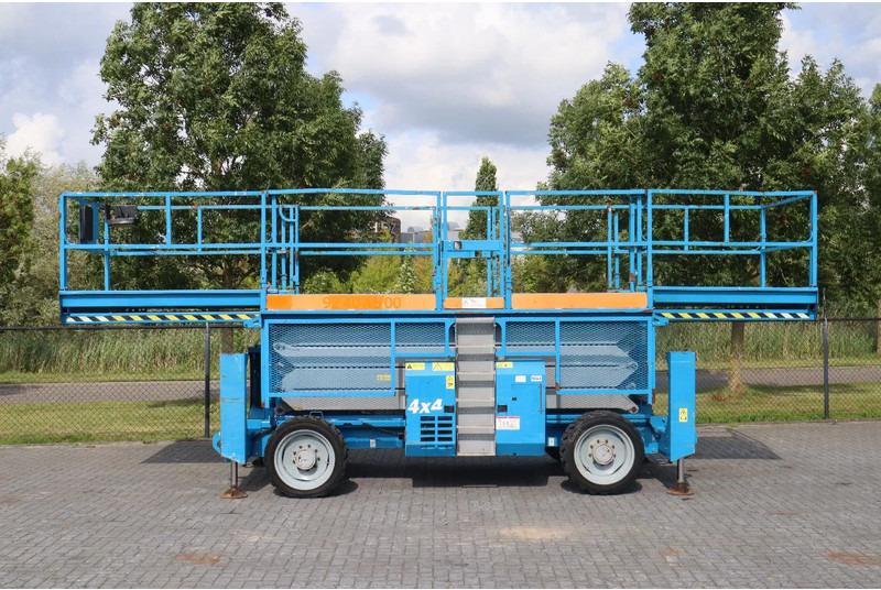 Genie GS-4390 RT | 15 METER | 680 KG - Scissor lifts: gambar 4 Genie GS-4390 RT | 15 METER | 680 KG - Scissor lifts: gambar 4