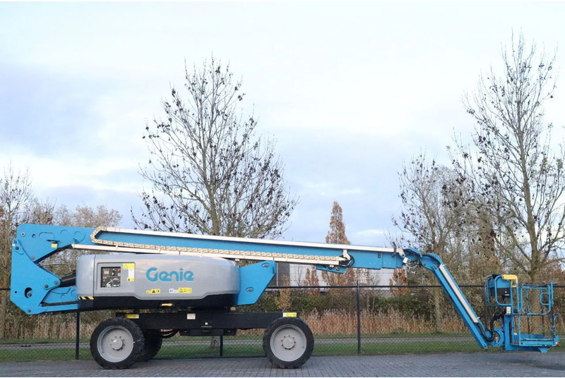 Genie S-80 J | 26.5 METER | 300 KG | LOW HOURS - Boom teleskopik: gambar 4 Genie S-80 J | 26.5 METER | 300 KG | LOW HOURS - Boom teleskopik: gambar 4