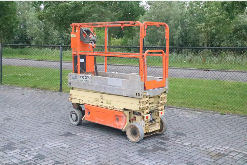 JLG 1930 ES | 7.7 METER | 230 KG - Scissor lifts: gambar 2 JLG 1930 ES | 7.7 METER | 230 KG - Scissor lifts: gambar 2
