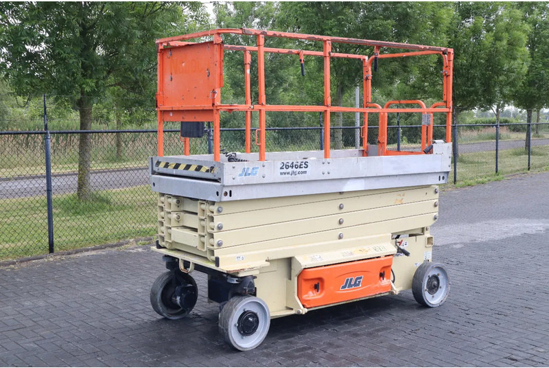 JLG 2646 ES | 10 METER | 450 KG - Scissor lifts: gambar 2 JLG 2646 ES | 10 METER | 450 KG - Scissor lifts: gambar 2