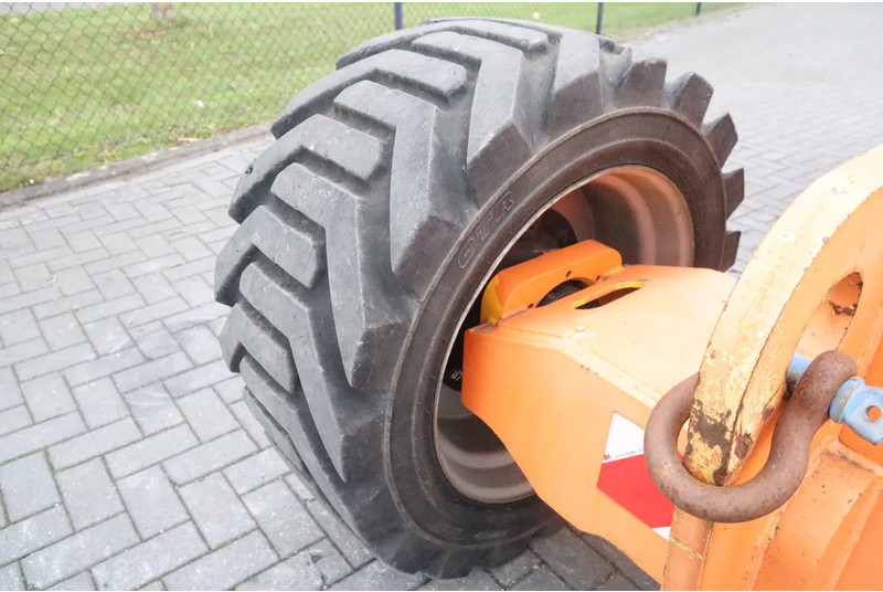 Boom teleskopik JLG 860 SJ | 28 METER | 230 KG: gambar 14