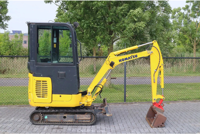 Komatsu PC16 R-3HS | 3X BUCKET | QUICK COUPLER | SWING BOOM - Ekskavator mini: gambar 4 Komatsu PC16 R-3HS | 3X BUCKET | QUICK COUPLER | SWING BOOM - Ekskavator mini: gambar 4
