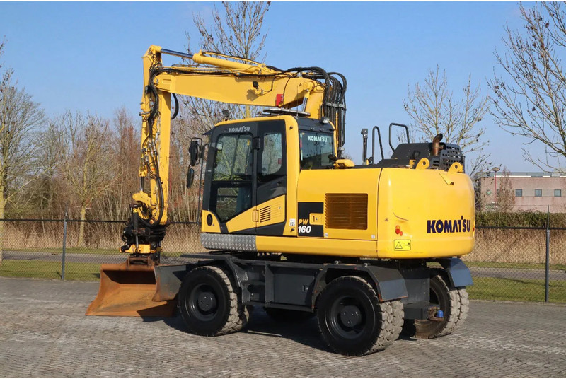 Komatsu PW160-11 | ENGCON TILTROTATOR | BUCKET | TRAILER HYDR. - Ekskavator roda: gambar 3 Komatsu PW160-11 | ENGCON TILTROTATOR | BUCKET | TRAILER HYDR. - Ekskavator roda: gambar 3