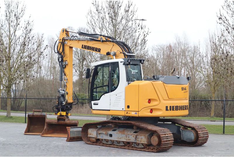 Liebherr R914 COMPACT STD | ROTOTILT | 2X BUCKET | DOZERBLADE - Ekskavator perayap: gambar 3 Liebherr R914 COMPACT STD | ROTOTILT | 2X BUCKET | DOZERBLADE - Ekskavator perayap: gambar 3