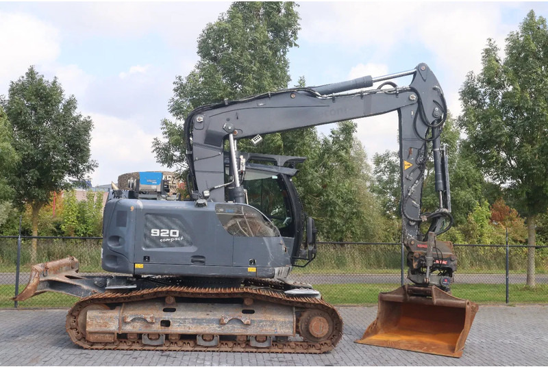 Liebherr R920 K LC COMPACT | BLADE | ROTOTILT | OILQUICK | MAGNET - Ekskavator perayap: gambar 4 Liebherr R920 K LC COMPACT | BLADE | ROTOTILT | OILQUICK | MAGNET - Ekskavator perayap: gambar 4