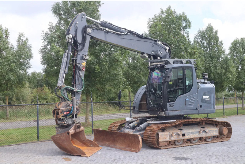 Liebherr R920 K LC COMPACT | BLADE | ROTOTILT | OILQUICK | MAGNET - Ekskavator perayap: gambar 2 Liebherr R920 K LC COMPACT | BLADE | ROTOTILT | OILQUICK | MAGNET - Ekskavator perayap: gambar 2