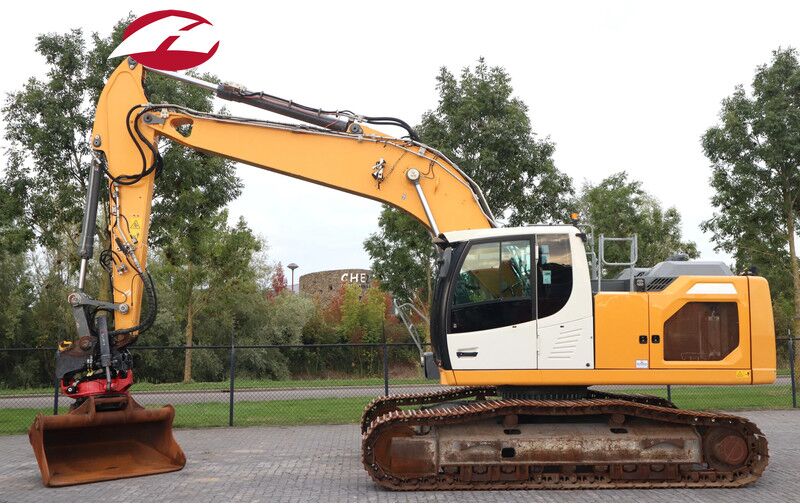 Liebherr R924 WLC | ROTOTILT R8 | BUCKET | - Ekskavator perayap: gambar 1 Liebherr R924 WLC | ROTOTILT R8 | BUCKET | - Ekskavator perayap: gambar 1