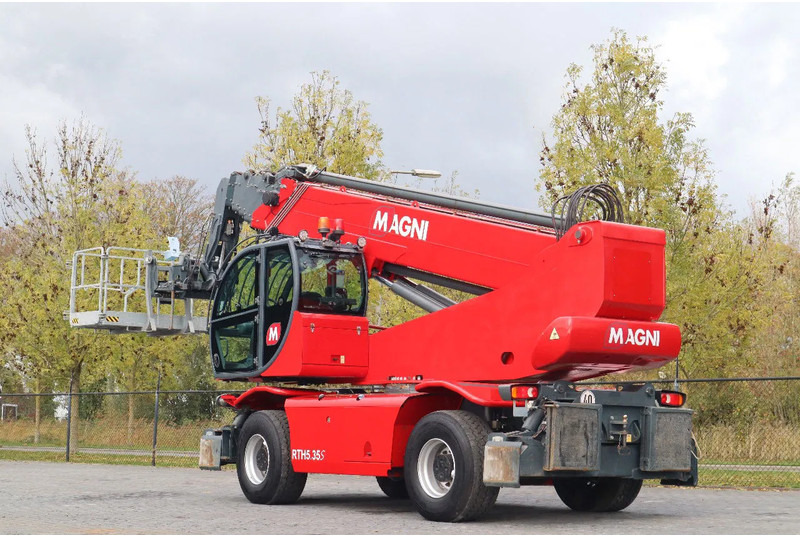 MAGNI RTH 5.35 S-M/C | WORKING PLATFORM | REMOTE | GOOD CONDITION - Telehandler: gambar 3 MAGNI RTH 5.35 S-M/C | WORKING PLATFORM | REMOTE | GOOD CONDITION - Telehandler: gambar 3