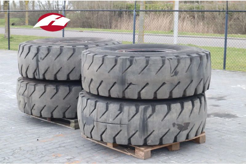 Marangoni 18.00-25 MKS | LIEBHERR 944 | TIRES + RIMS - Ban: gambar 1 Marangoni 18.00-25 MKS | LIEBHERR 944 | TIRES + RIMS - Ban: gambar 1