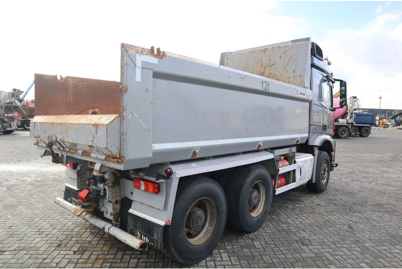 Mercedes-Benz Arocs 2658 2858 | 6X4 EURO 6 BIG AXLES | RETARDER | ENGINE PROBLEM - Truk jungkit: gambar 5 Mercedes-Benz Arocs 2658 2858 | 6X4 EURO 6 BIG AXLES | RETARDER | ENGINE PROBLEM - Truk jungkit: gambar 5