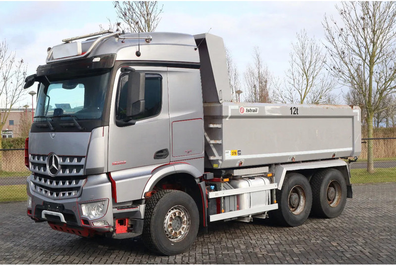 Mercedes-Benz Arocs 2658 2858 | 6X4 EURO 6 BIG AXLES | RETARDER | ENGINE PROBLEM - Truk jungkit: gambar 1 Mercedes-Benz Arocs 2658 2858 | 6X4 EURO 6 BIG AXLES | RETARDER | ENGINE PROBLEM - Truk jungkit: gambar 1