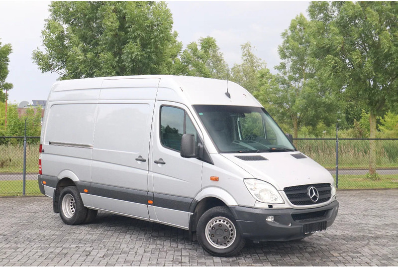 Mercedes-Benz Sprinter 516 | 4X2 | MOBILE WORKSHOP | WERKSTATT | SERVICE VAN - Van panel: gambar 3 Mercedes-Benz Sprinter 516 | 4X2 | MOBILE WORKSHOP | WERKSTATT | SERVICE VAN - Van panel: gambar 3