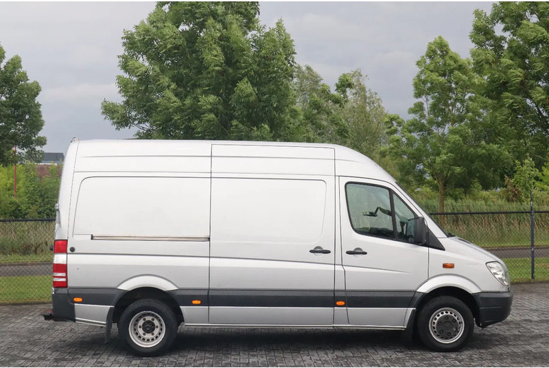 Mercedes-Benz Sprinter 516 | 4X2 | MOBILE WORKSHOP | WERKSTATT | SERVICE VAN - Van panel: gambar 4 Mercedes-Benz Sprinter 516 | 4X2 | MOBILE WORKSHOP | WERKSTATT | SERVICE VAN - Van panel: gambar 4