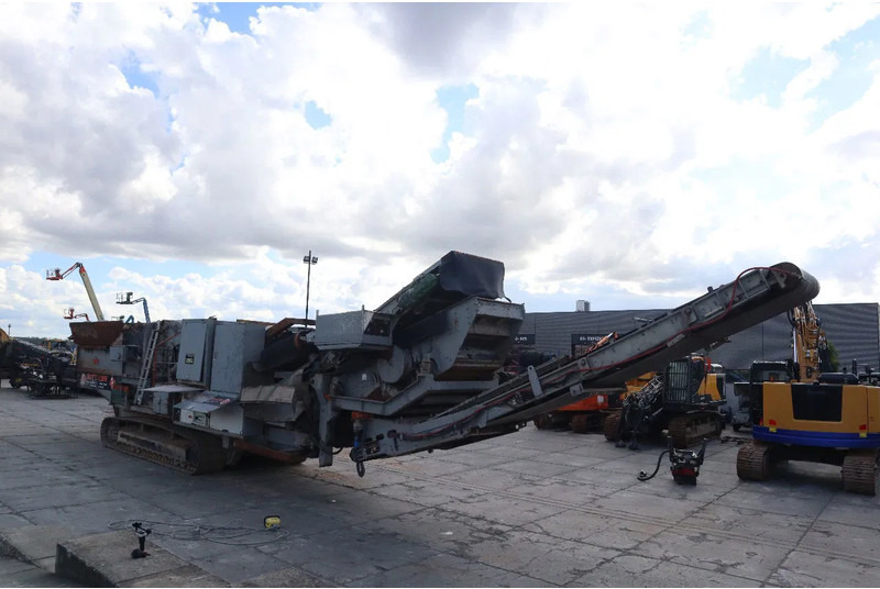 SBM REMAX 1218 E/D | REMOTE | CRUSHER | INCL. PARTS CONTAINER - Tanaman penghancur mobil: gambar 4 SBM REMAX 1218 E/D | REMOTE | CRUSHER | INCL. PARTS CONTAINER - Tanaman penghancur mobil: gambar 4