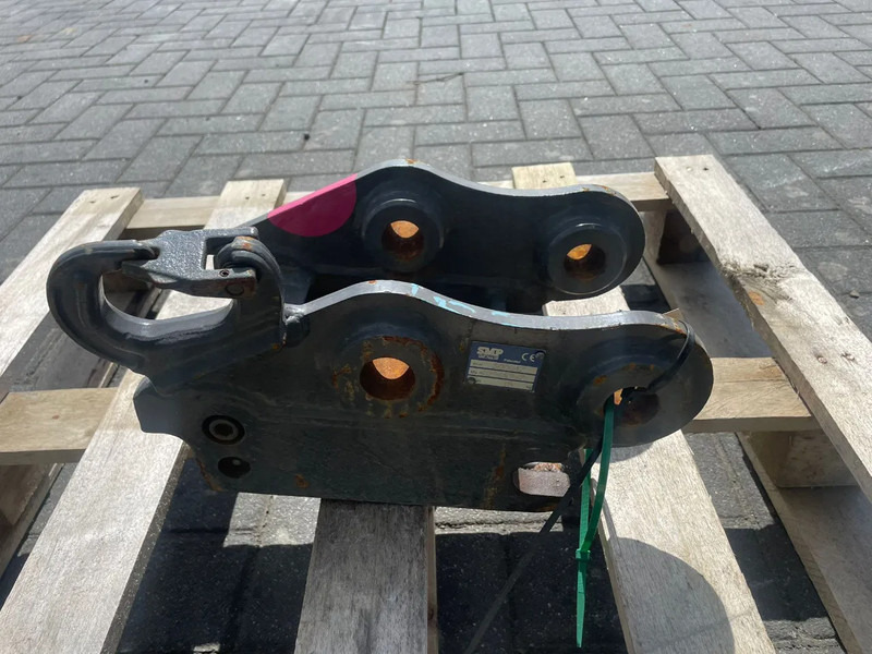 SMP S30 | HALF-AUTO QUICK COUPLER | SNELWISSEL | VOLVO EC18 - Gunting pembongkaran untuk Peralatan konstruksi: gambar 5 SMP S30 | HALF-AUTO QUICK COUPLER | SNELWISSEL | VOLVO EC18 - Gunting pembongkaran untuk Peralatan konstruksi: gambar 5