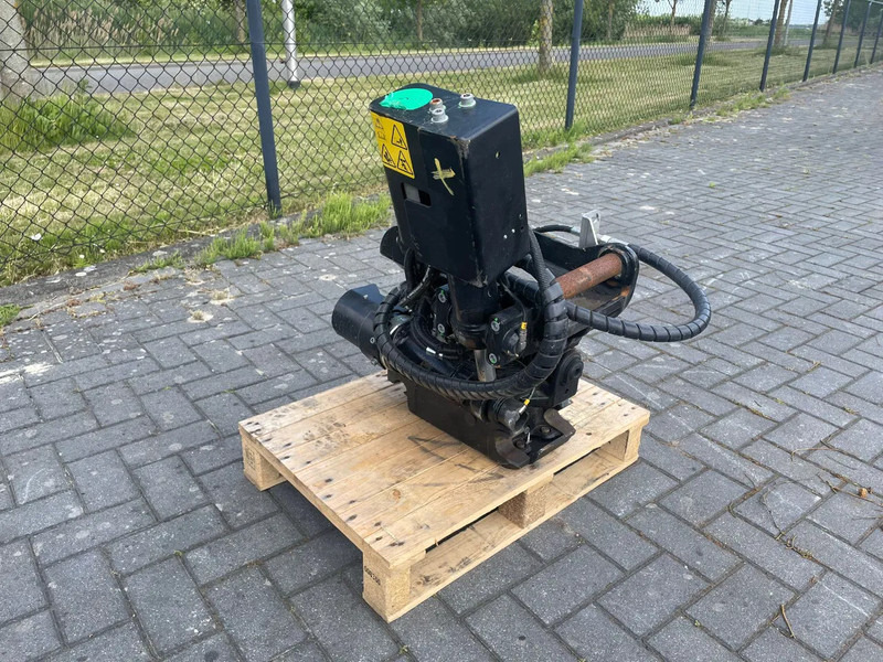 STEELWRIST X06 S40 | TILT ROTATOR | VLS | FPL | RF | NEW / UNUSED - Tiltrotator untuk Peralatan konstruksi: gambar 3 STEELWRIST X06 S40 | TILT ROTATOR | VLS | FPL | RF | NEW / UNUSED - Tiltrotator untuk Peralatan konstruksi: gambar 3