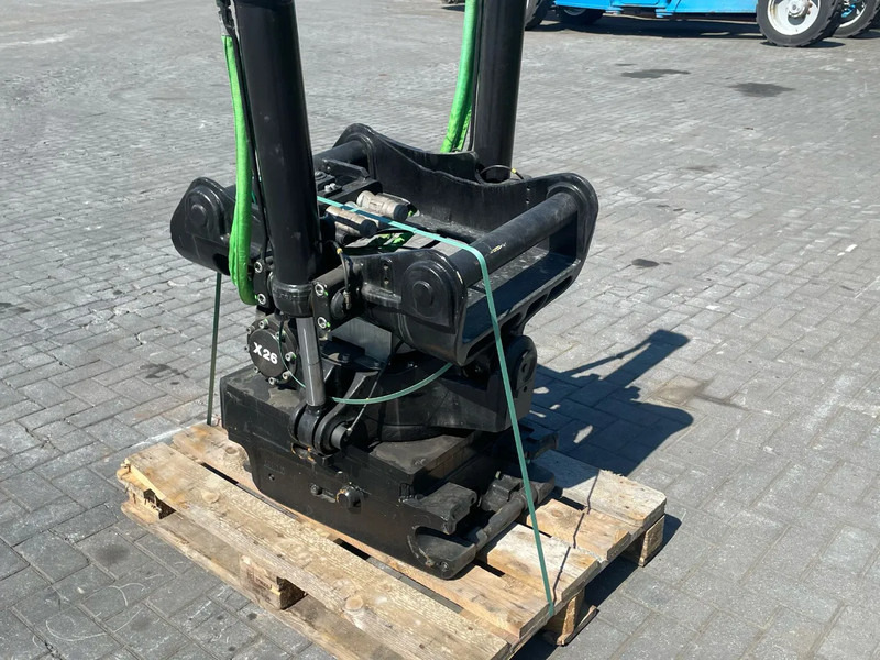 STEELWRIST X26 SQ70 | S70 | OILQUICK | ROTOTILT | NEW / UNUSED - Tiltrotator untuk Peralatan konstruksi: gambar 4 STEELWRIST X26 SQ70 | S70 | OILQUICK | ROTOTILT | NEW / UNUSED - Tiltrotator untuk Peralatan konstruksi: gambar 4