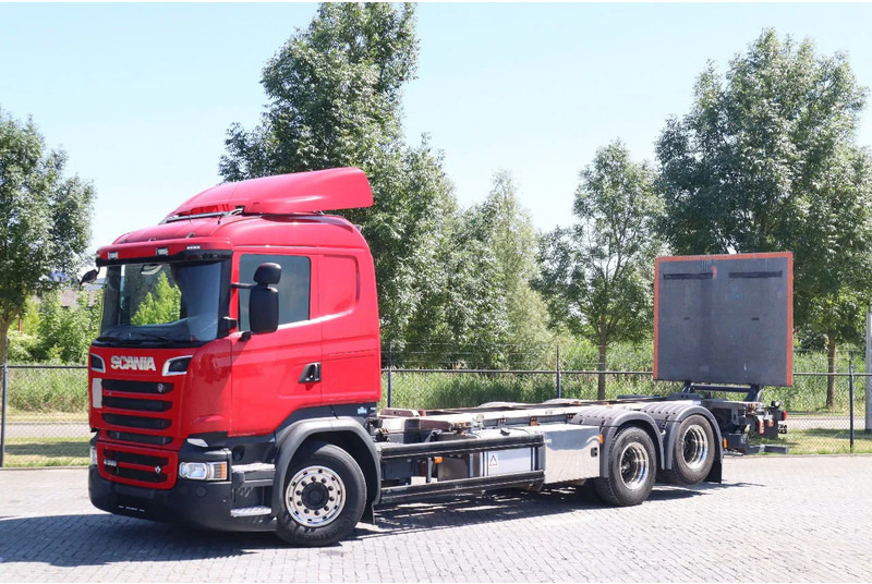 Scania R580 V8 | 6X2 | BDF | RETARDER | TAILLIFT | EURO 6 - Pengangkut kontainer/ Container truck: gambar 1 Scania R580 V8 | 6X2 | BDF | RETARDER | TAILLIFT | EURO 6 - Pengangkut kontainer/ Container truck: gambar 1