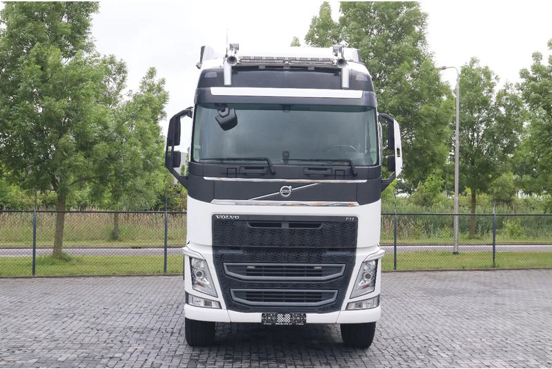 Volvo FH 540 | 6X4 - 6X2 | TANDEMLIFT | 70 TON | HYDR | RETARDER - Tractor head: gambar 2 Volvo FH 540 | 6X4 - 6X2 | TANDEMLIFT | 70 TON | HYDR | RETARDER - Tractor head: gambar 2