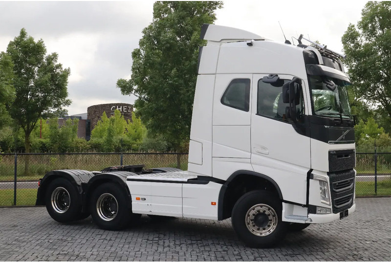 Volvo FH 540 | 6X4 - 6X2 | TANDEMLIFT | 70 TON | HYDR | RETARDER - Tractor head: gambar 3 Volvo FH 540 | 6X4 - 6X2 | TANDEMLIFT | 70 TON | HYDR | RETARDER - Tractor head: gambar 3