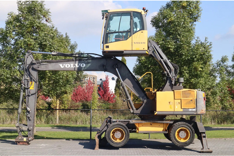 Volvo EW160C | EW 160 C | LIFT CAB | DOZERBLADE | QUICK COUPLER - Mesin pengisi: gambar 1 Volvo EW160C | EW 160 C | LIFT CAB | DOZERBLADE | QUICK COUPLER - Mesin pengisi: gambar 1